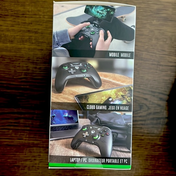 MOGA by Power A Bluetooth Controller for Mobile & cloud Gaming. - Picture 9 of 9